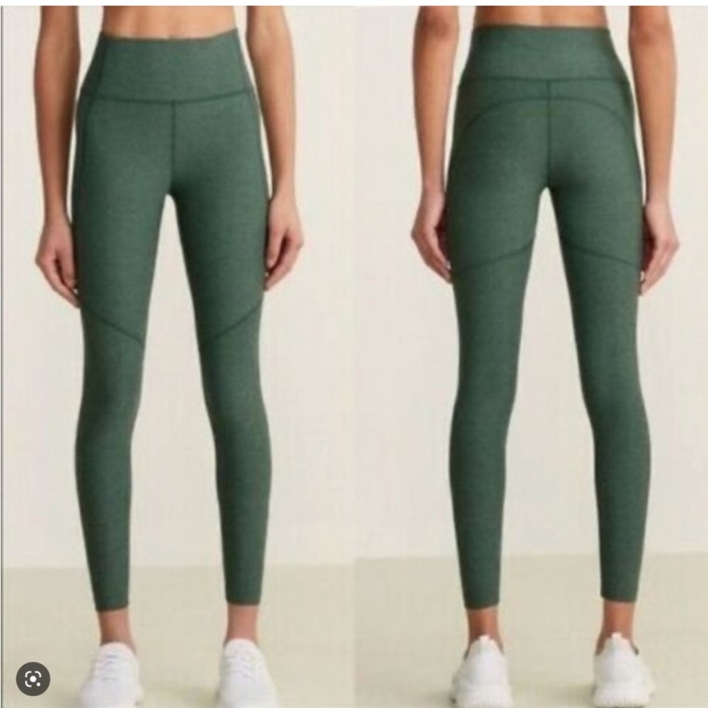 • Outdoor Voices • Warm Up Athletic Legging Hunter Green 7/8 Spandex Women’s